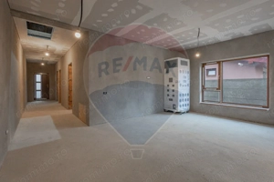 Casă / Vilă cu 3 camere de vânzare - imagine 11