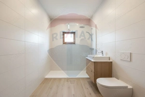 Casă / Vilă cu 3 camere de vânzare - imagine 6