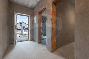 Casă / Vilă cu 3 camere de vânzare - imagine 17