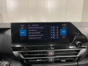 Citroen C4 - imagine 20