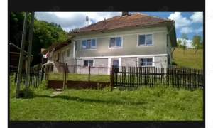 Casa la tara in zona linistita 