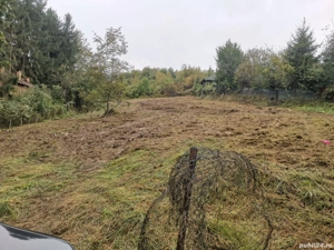 Vând teren intravilan 