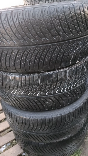 Vand anvelope 275/45/20 run flat