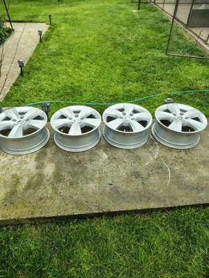 Genți auto aliaj originale Skoda superb 3 R16 2023 - imagine 5