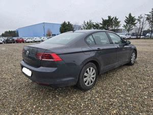 Volkswagen Passat 2.0 TDI DSG 150 cp  - 2020 - imagine 4
