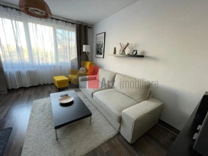 APARTAMENT 2 CAMERE -SALA PALATULUI - imagine 2