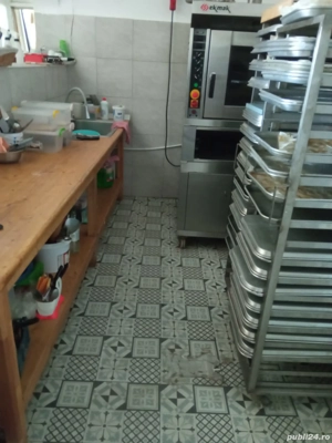 Vând său închiriez linie completă de panificație și patiseriei 320buc  h. 25 000. Euro  - imagine 3