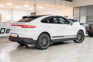 Porsche Cayenne Coupe 3.0 eHybrid V6 - imagine 8