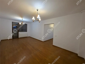 Apartament cu 3 camere 2 parcari si balcon in zona Selimbar din Sibiu