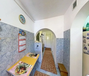 Apartament 2 Camere, De Vanzare, Str Godeanu, Zona Dambu - imagine 2