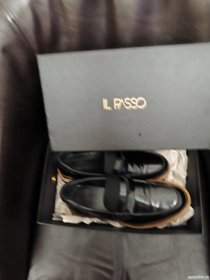 pantofi noi din piele