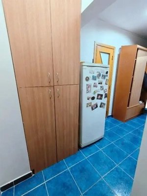 Apartament 3 camere decomandat 3 minute metrou Aparatorii Patriei - imagine 8