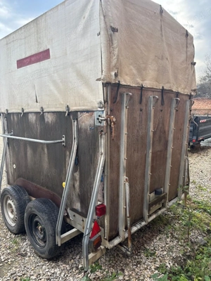 Remorca transport animale