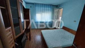 Apartament de inchiriat 2 camere etaj 2 cu parcare proprie C.Dumbravii - imagine 2