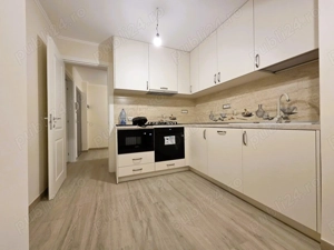 Apartament -3 camere -SUPERB- parter -CARTIER E3 - imagine 3