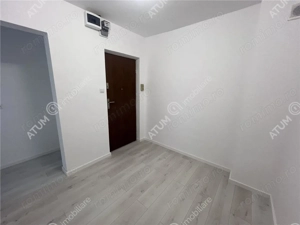 Apartament renovat cu 2 camere decomandate si balcon zona Rahovei - imagine 11