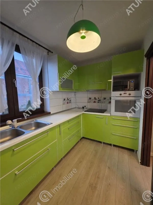 Casa cu 5 camere teren 600 mp si spatiu comercial zona Turnisor - imagine 17