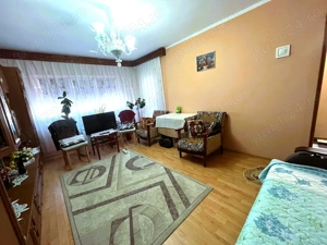 Apartament -3 camere ETAJUL 2 - cartier E3 - imagine 9