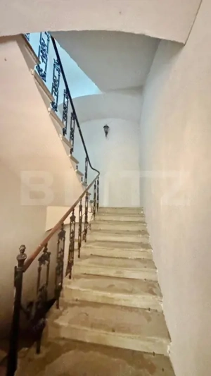 Pod spaițos, transformabil în apartamente, 285 mp, Piața Sfatului - imagine 9