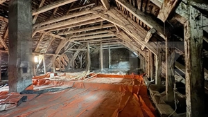 Pod spaițos, transformabil în apartamente, 285 mp, Piața Sfatului - imagine 3