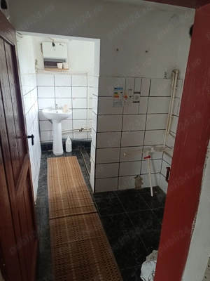 Inchiriez casa batraneasca