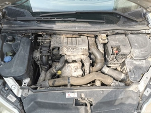 Citroen C4 din 2005 cu kilometrii putini 86 500 - imagine 4