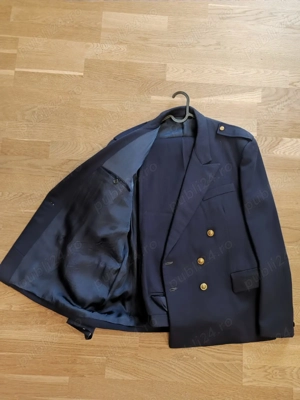 Uniforma de marina in stare foarte buna