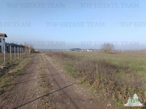 Super teren intravilan (Lot 2) la  DJ 101, loc. Gruiu IF, ideal pentru dezvoltatori imobiliari pentr