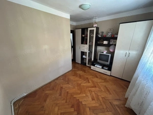 Apartament 3 camere, decomandat - zona Cetate - imagine 11