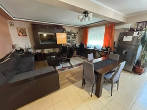 Apartament 3 camere, etaj 1 - zona Cetate