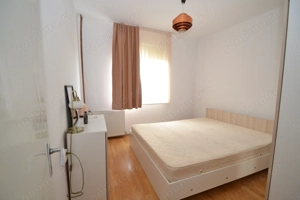 2 camere, in apropierea  P-tei Unirii, 350 euro