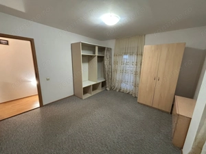 Apartament 3 camere -  zona Tolstoi - imagine 6