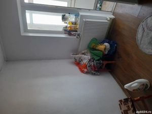 vand garsoniera plevna etaj 4