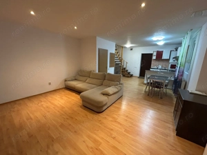 Apartament 3 camere -  zona Tolstoi