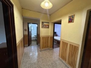 Apartament 3 camere, etaj 3 - zona Cetate - imagine 9