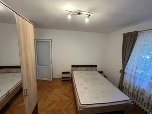 Apartament 3 camere, etaj 3 - zona Tolstoi - imagine 2