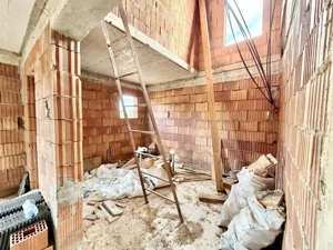 Casa individuala de 183 mp utili la rosu - Ianova - imagine 8