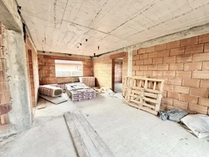 Casa individuala de 183 mp utili la rosu - Ianova - imagine 4