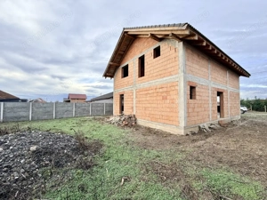 Casa individuala de 183 mp utili la rosu - Ianova - imagine 3