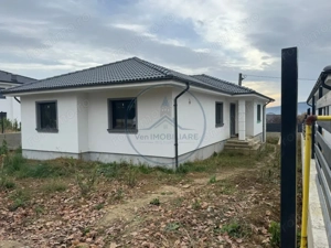 Case Noi la Cheie în Zona Valea Rusului – 117 mp Utili, 450 mp Teren - imagine 3