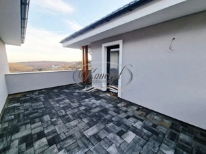 Casa deosebita cu garaj in Feleacu - imagine 10