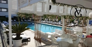 Apartament cu gradina si acces piscina Mamaia Sat