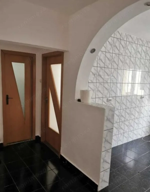 Apartament de 2 camere ( Suprafara mare ) -Racadau