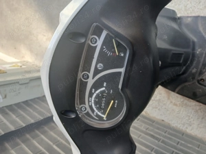 Vand scuter SYM 49cc