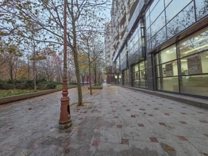 Apart 3 camere birouri stradal Bulevardul Unirii colt Nerva Traian