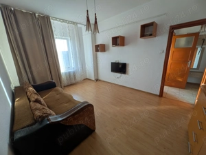 Piata Romana . Proprietar, vand apartament 2 camere, semidecomanda