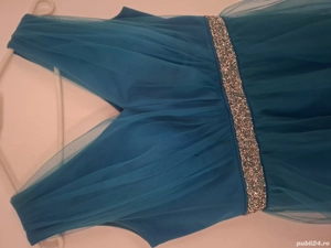Vând rochie elegantă 