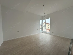 Comision 0% pentru cumparator, Duplex modern cu perete dublu si teren generos - imagine 13