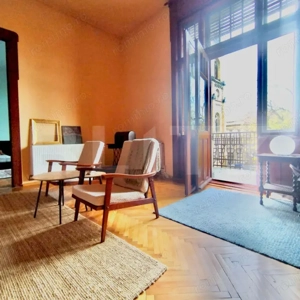 Cladire istorica, 4 camere-balcon și view spectaculos- Piața Romanilor