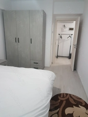 Apartament doua camere mobilat si utilat frumos, etaj 5, loc parcare inclus in pretul chiriei, Fiald - imagine 5